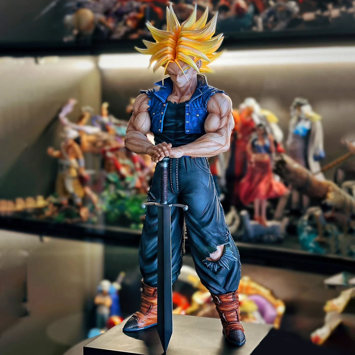 Action Figure Trunks del Futuro – Dragon Ball Z | Statua in PVC 25cm da Collezione