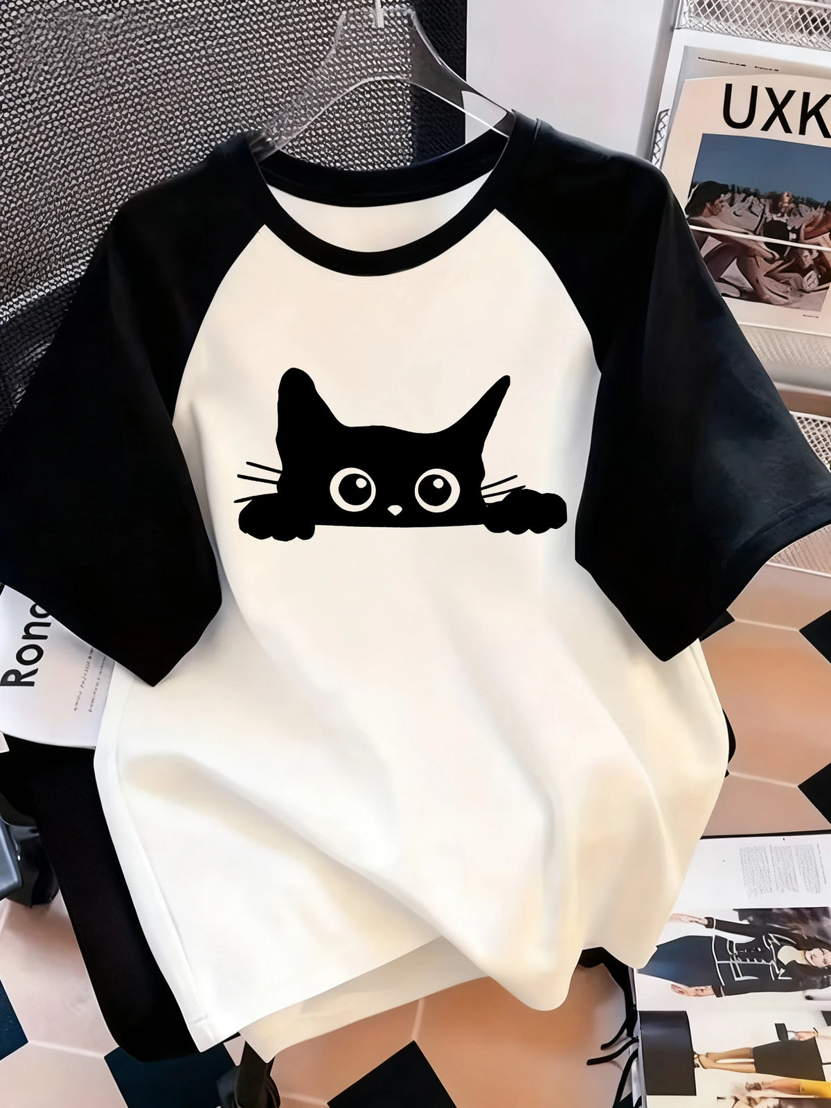 T-Shirt Donna Kawaii con Stampa Gatto Nero Retro – Collo Rotondo, Manica Corta, Stile Casual Estivo
