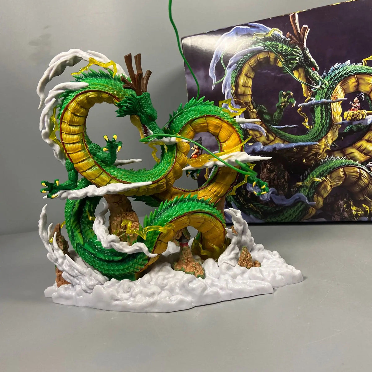 Statua Dragon Ball – Shenron con Son Goku 24cm in PVC, Figura da Collezione Scala 1/12, Idea Regalo Anime