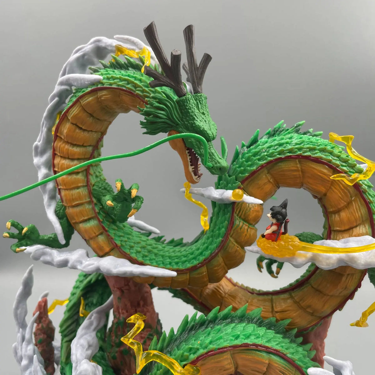 Statua Dragon Ball – Shenron con Son Goku 24cm in PVC, Figura da Collezione Scala 1/12, Idea Regalo Anime
