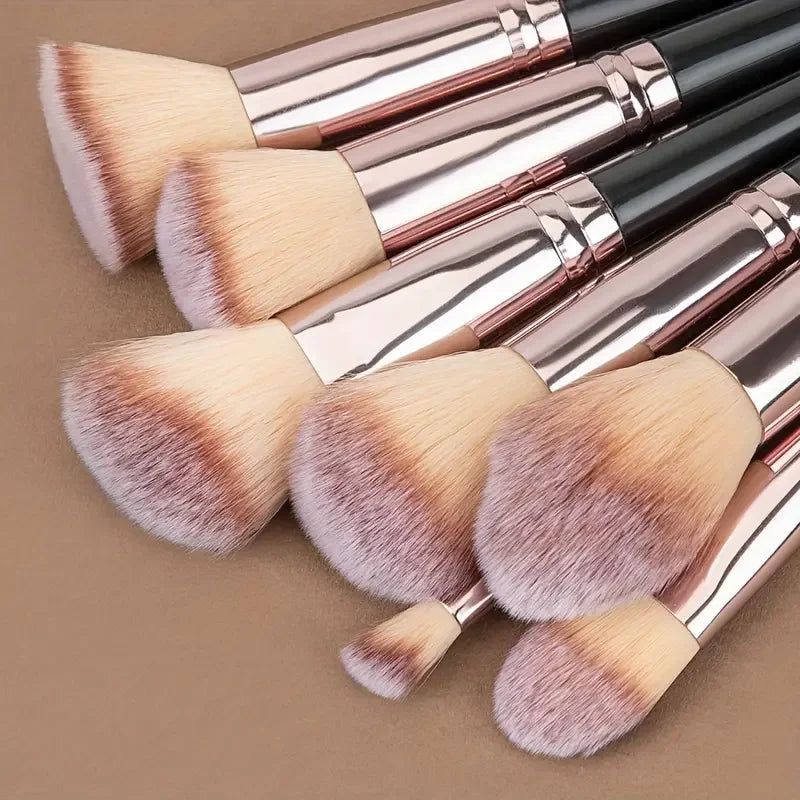 Set Pennelli Make-up Professionali – 3/10/15/18/20 pz, Setole Morbide, Fondotinta, Occhi, Blush e Contouring + Spugnetta Opzionale