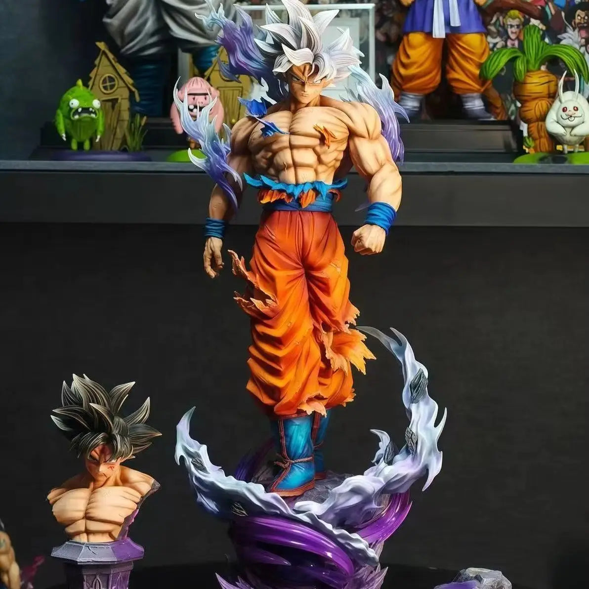 Statua Son Goku Ultra Istinto Dragon Ball Super – Figura GK 21cm Scala 1/8 con Base Effetti Speciali
