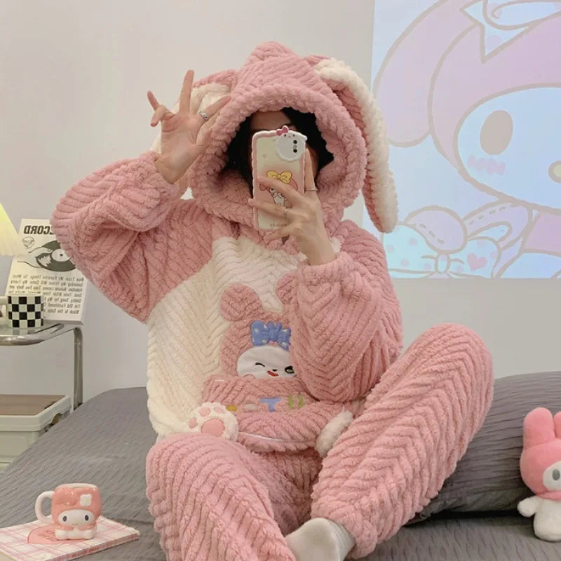 Completo Donna 2 Pezzi con Cappuccio – Felpa e Pantaloni, Stampa Fragole, Caldo e Morbido | Inverno