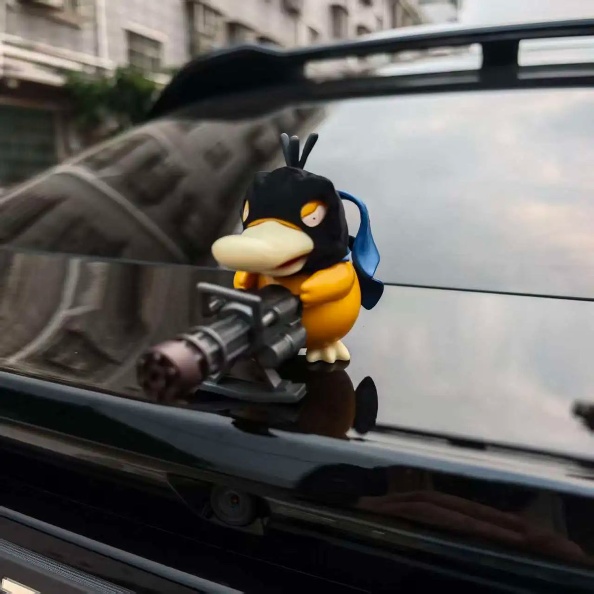 Decorazione Auto Psyduck Pokémon – Ornamento Cofano e Posteriore, Bambola da Cruscotto, Idea Regalo Natale, Bandai