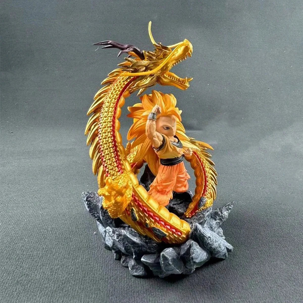 Personaggio Q Version Dragon Ball Z – Figura SSJ3 Goku Dragon Fist 14cm PVC Statua Collezione
