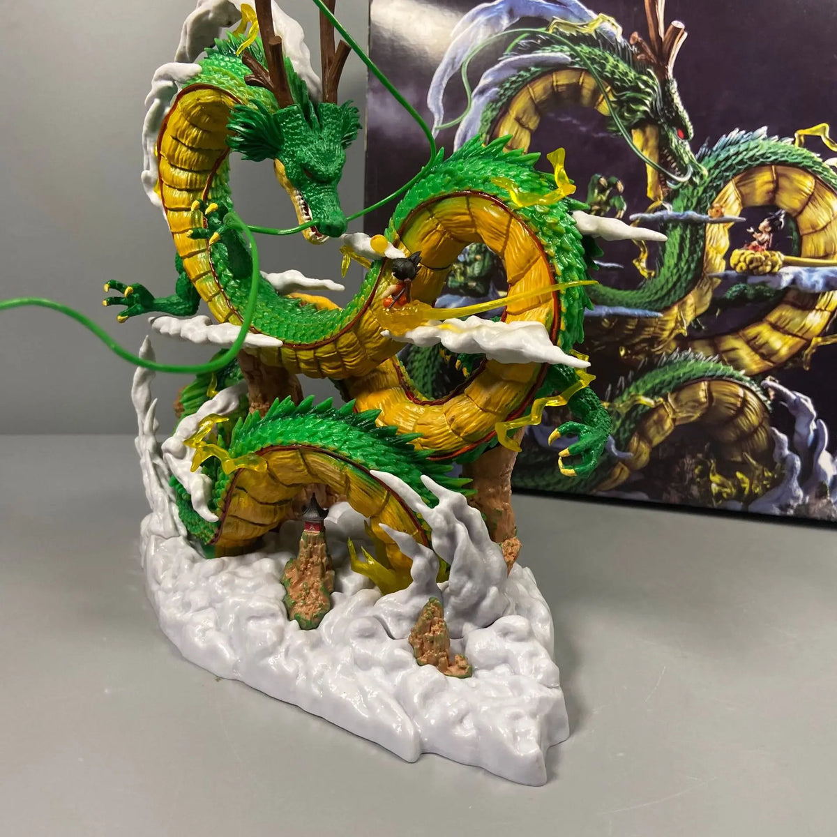 Statua Dragon Ball – Shenron con Son Goku 24cm in PVC, Figura da Collezione Scala 1/12, Idea Regalo Anime