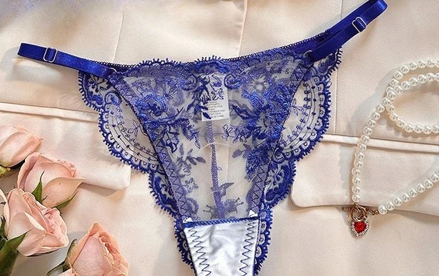 Set Lingerie YUQI con Ricamo Floral Trasparente