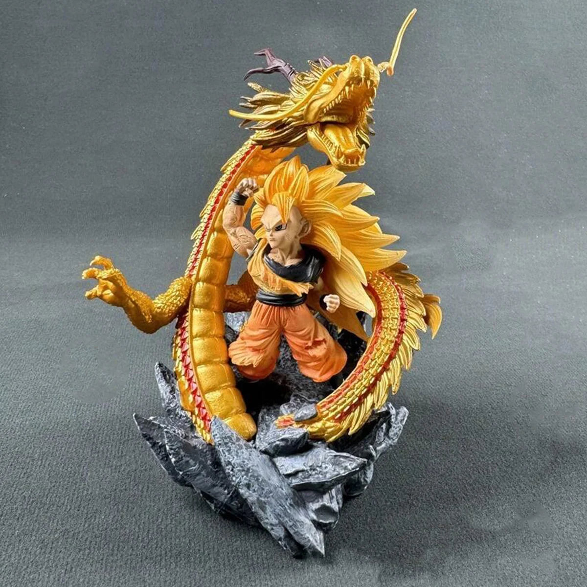 Personaggio Q Version Dragon Ball Z – Figura SSJ3 Goku Dragon Fist 14cm PVC Statua Collezione