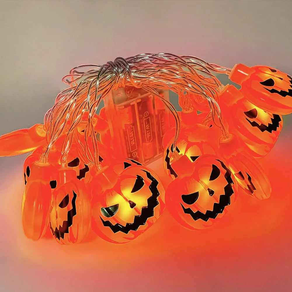 Catena luminosa LED Halloween con zucche e fantasmi