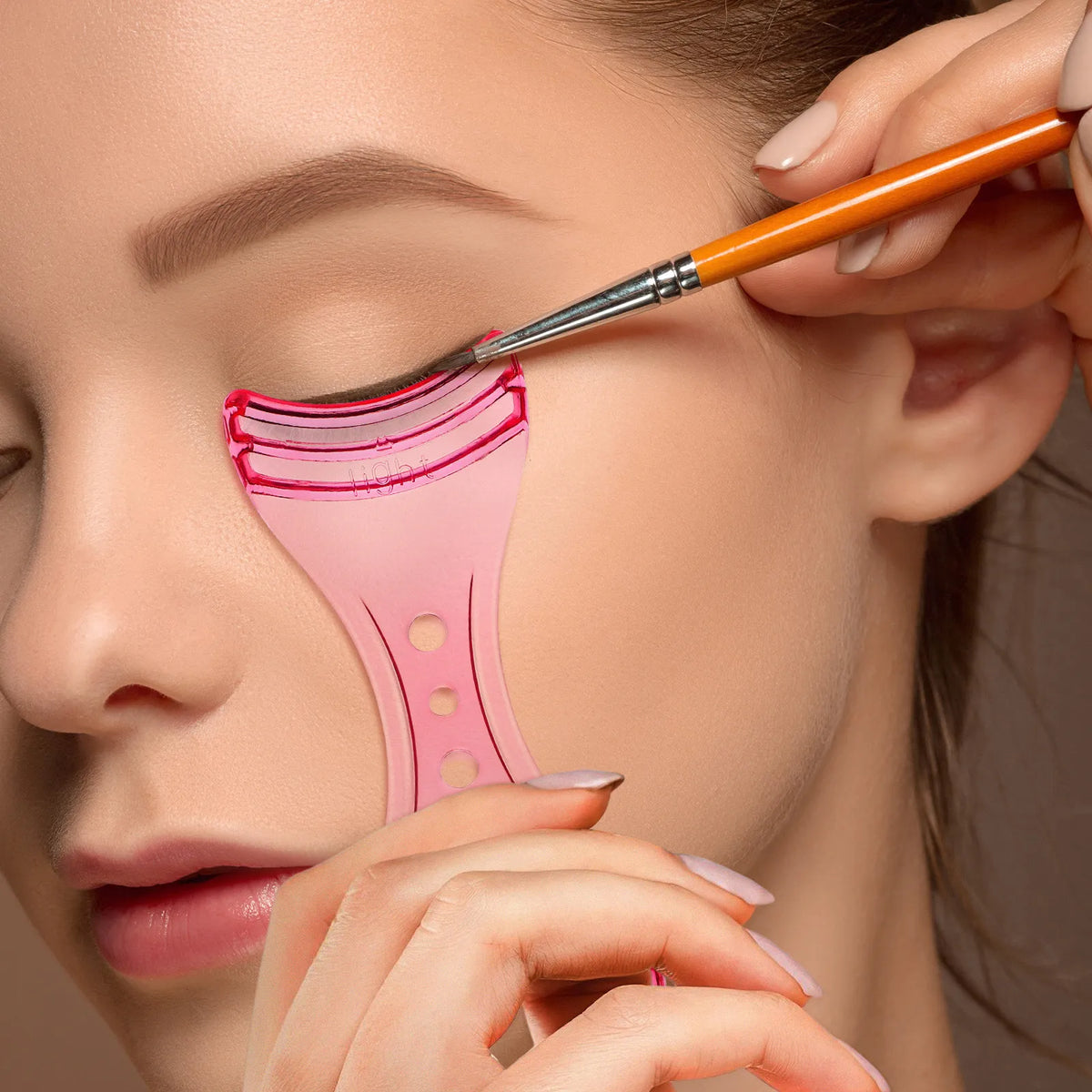 Kit Accessori Makeup – Mascara Shield, Stencil Eyeliner e Pettine Applicatore Ciglia